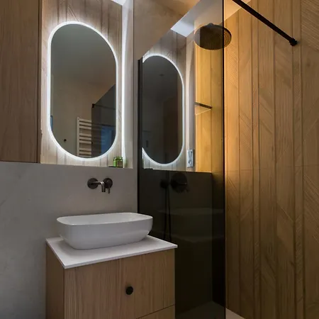 Luxury Near Cracow Tauron Arena 아파트 *