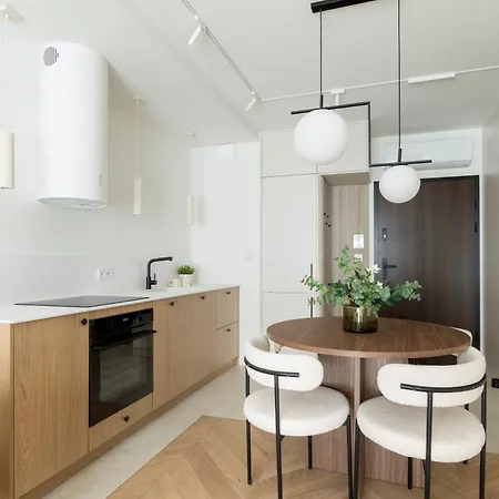 Luxury Near Cracow Tauron Arena 아파트 *