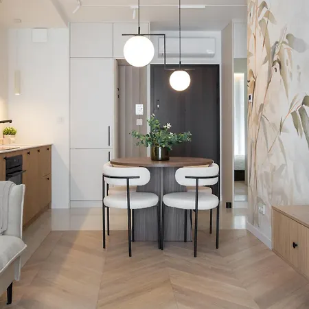 Luxury Near Cracow Tauron Arena 아파트 *