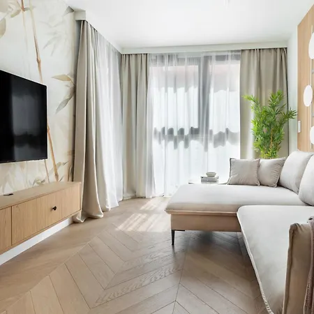 Luxury Near Cracow Tauron Arena * 크라쿠프